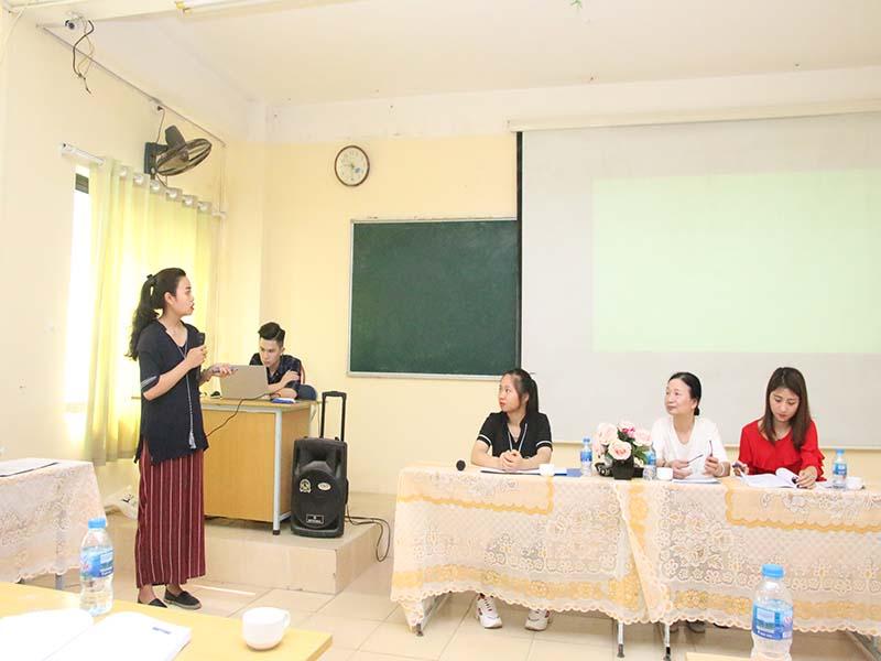 hoi-thao-khoa-hoc-khoa tai-chinh-ngan-hang-4