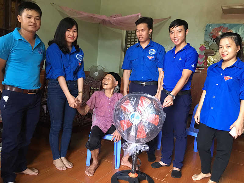 tinh-nguyen-8